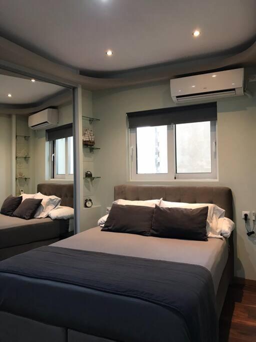 Finer Things Flisvos Beach Condo In Palaio Faliro Atenas Exterior foto